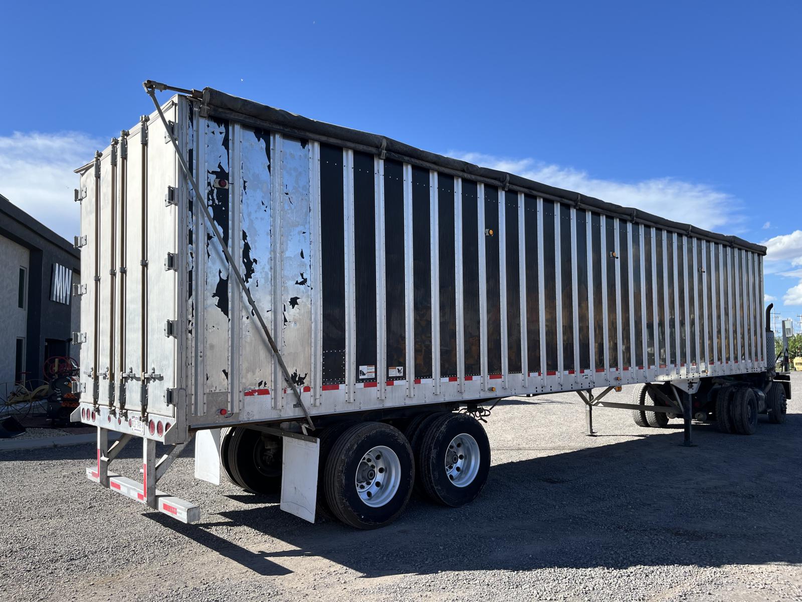 ./imagenes/INVOICE/2019/16692/CAJA DE PISO MOVIL IMCO TRAILERS (19).JPG